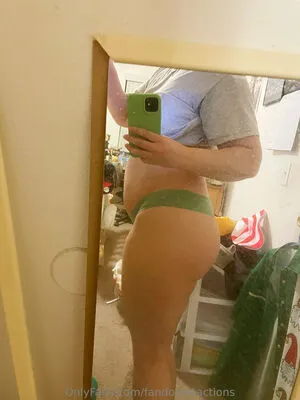 FandomReactions OnlyFans Leaked Free Thumbnail Picture - #NYr39Rr7c0