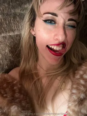 FandomReactions OnlyFans Leaked Free Thumbnail Picture - #ucYLOr9hhG