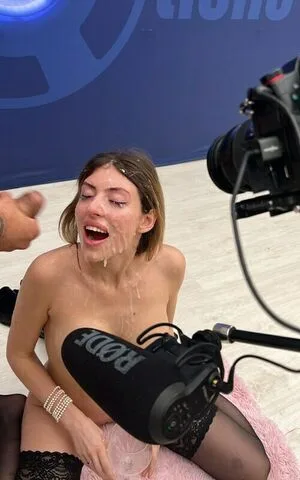 Fanta Sie OnlyFans Leaked Free Thumbnail Picture - #6wuuTGRN9A