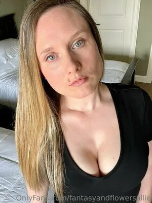 Fantasyandflowersallie OnlyFans Leaked Free Thumbnail Picture - #l0oMs1vHa1
