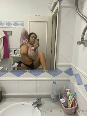 Fantasyani OnlyFans Leaked Free Thumbnail Picture - #9HYeAzttT2