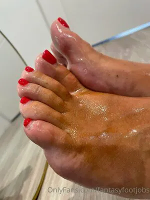 Fantasyfootjobs OnlyFans Leaked Free Thumbnail Picture - #DJ3cGkd6C6