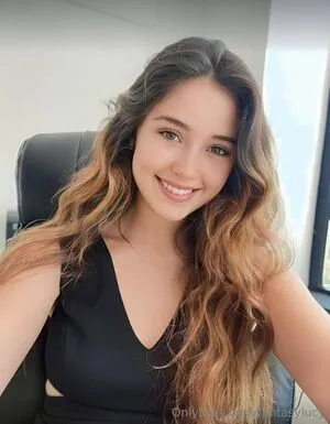 Fantasylucy OnlyFans Leaked Free Thumbnail Picture - #69Era18JgL