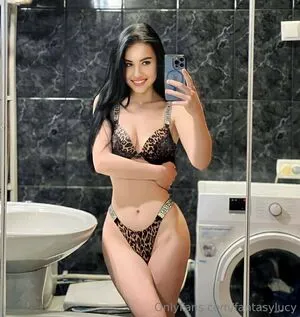 Fantasylucy OnlyFans Leaked Free Thumbnail Picture - #CW3xvUVkT3