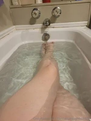 Fantasyneighbor420 OnlyFans Leaked Free Thumbnail Picture - #KdUGm3mmSE