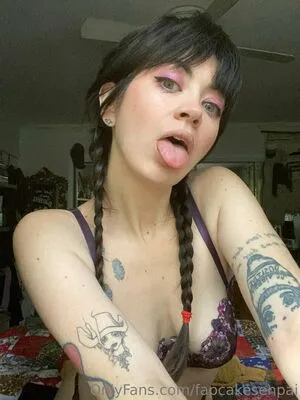 Fapcake Senpai OnlyFans Leaked Free Thumbnail Picture - #UtjHBxnIAQ