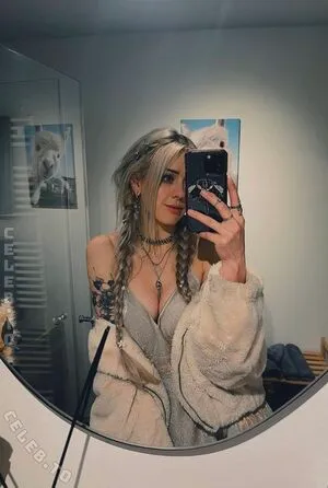 Farbenfuchs OnlyFans Leaked Free Thumbnail Picture - #5b1Kw8Wqak