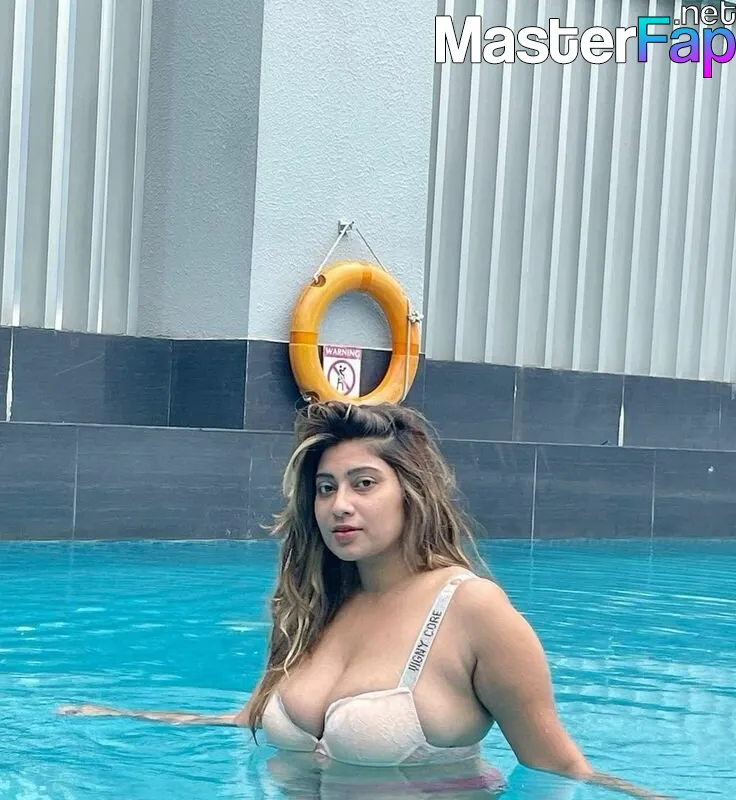 Fariha-Khan