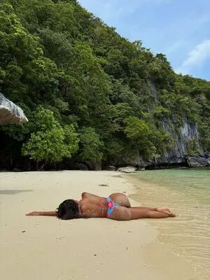 Farina Aguinaldo OnlyFans Leaked Free Thumbnail Picture - #AckNb7e8eQ