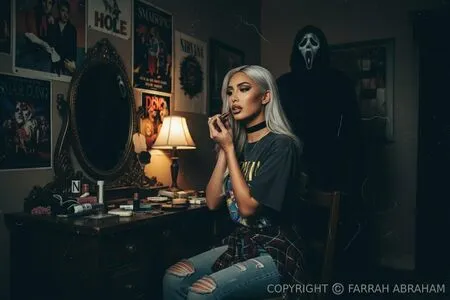 Farrahabraham OnlyFans Leaked Free Thumbnail Picture - #0AgOHghImV