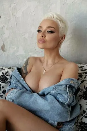 farruhhhamraeva OnlyFans Leaked Free Thumbnail Picture - #6glnVISUJP