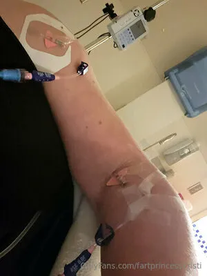 Fartprincesskristi OnlyFans Leaked Free Thumbnail Picture - #4wrd55YeL5