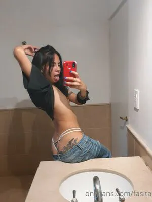 Fasita OnlyFans Leaked Free Thumbnail Picture - #GGhwKIpD29
