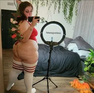 Fatassgoddessfree OnlyFans Leaked Free Thumbnail Picture - #K2E5y1HZQC