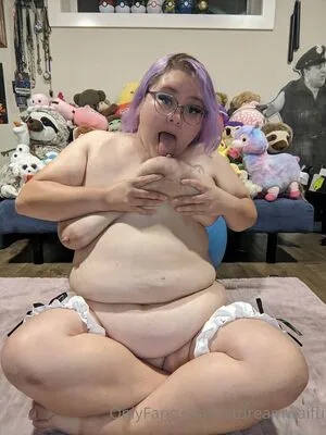 Fatdreamwaifu OnlyFans Leaked Free Thumbnail Picture - #ut6pCS2QFP