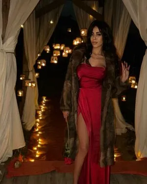 Fatimae00 OnlyFans Leaked Free Thumbnail Picture - #S14w7vJg8F