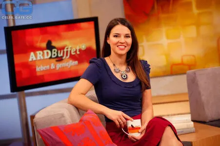 Fatma Mittler Solak OnlyFans Leaked Free Thumbnail Picture - #UNDJ5fjFpL