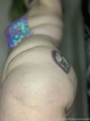 Fatmilkymomma69 OnlyFans Leaked Free Thumbnail Picture - #YPUfuIsbum