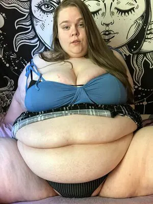 Fatstonerchick Free OnlyFans Leaked Free Thumbnail Picture - #K2VJ5bc8K7