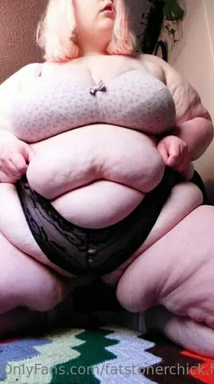 Fatstonerchick Free OnlyFans Leaked Free Thumbnail Picture - #j57KF17xTe