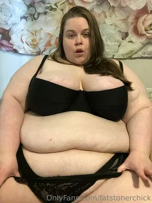 Fatstonerchick OnlyFans Leaked Free Thumbnail Picture - #PxeFMgpazx
