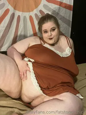 Fatstonerchick OnlyFans Leaked Free Thumbnail Picture - #QtvpxuYIV6