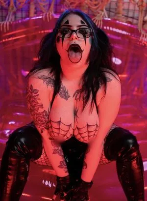 Fav Goth Slut OnlyFans Leaked Free Thumbnail Picture - #qnLqaGGkD3