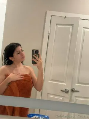 Favaly OnlyFans Leaked Free Thumbnail Picture - #CU36im3AYL