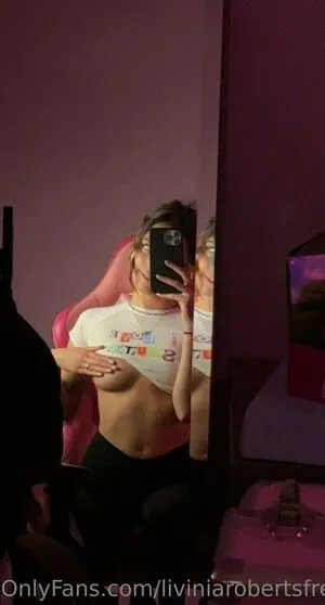 Favonlinesloot OnlyFans Leaked Free Thumbnail Picture - #x5DsXge6bL