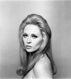 Faye Dunaway OnlyFans Leaked Free Thumbnail Picture - #FDvzGBDRpm