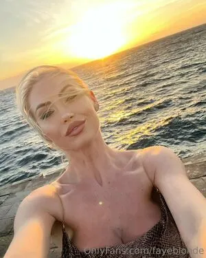 Faye Evette OnlyFans Leaked Free Thumbnail Picture - #M81D7IV8U3