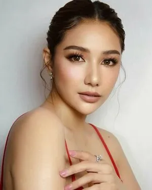 Faye Lorenzo OnlyFans Leaked Free Thumbnail Picture - #JGiUAS4SHx