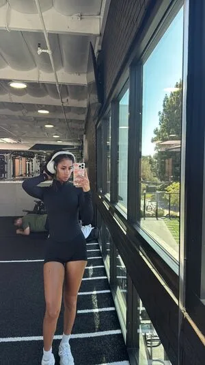 Faze Kani OnlyFans Leaked Free Thumbnail Picture - #8mM0mVCgSA