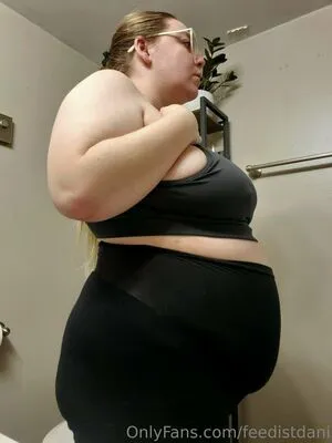 Feedistdani OnlyFans Leaked Free Thumbnail Picture - #0sN1MlgapO