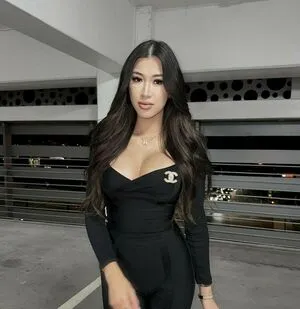 Feel Her Vibe OnlyFans Leaked Free Thumbnail Picture - #5ay12S5Di8