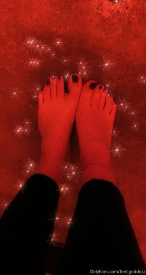 Feet Goddezz OnlyFans Leaked Free Thumbnail Picture - #AkeC3xZlWo
