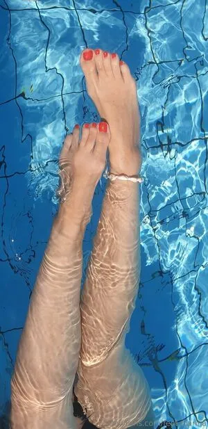 Feet Marina OnlyFans Leaked Free Thumbnail Picture - #Ctf7BvRwhn