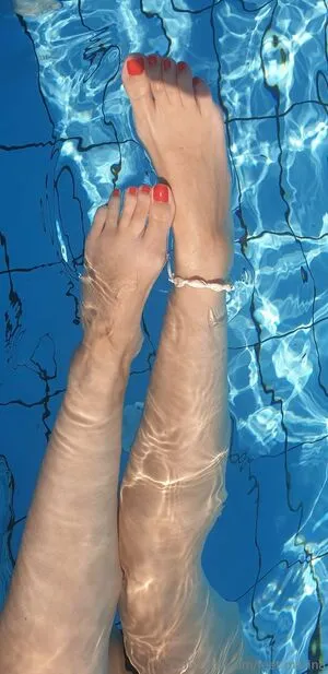 Feet Marina OnlyFans Leaked Free Thumbnail Picture - #v8aZX8q9La