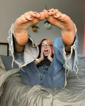 Feet OnlyFans Leaked Free Thumbnail Picture - #QAS42fUpBd