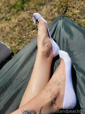 Feetandpeach85 OnlyFans Leaked Free Thumbnail Picture - #B4c2FzD1qm