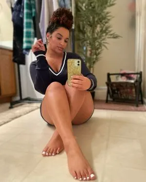 Feetbyfalliie OnlyFans Leaked Free Thumbnail Picture - #N496GqCLK1