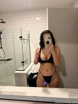 Feetbysvett OnlyFans Leaked Free Thumbnail Picture - #XHQyJuEAb0
