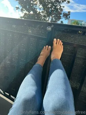 Feetbytootsiefree OnlyFans Leaked Free Thumbnail Picture - #OkfKj6ircP