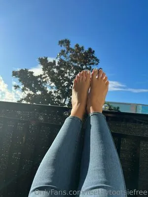 Feetbytootsiefree OnlyFans Leaked Free Thumbnail Picture - #hvcnQ8ThnD