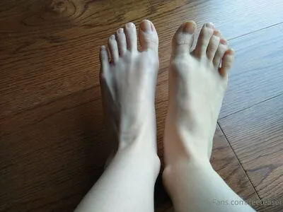 Feeteaser OnlyFans Leaked Free Thumbnail Picture - #lUpuPhjqCK
