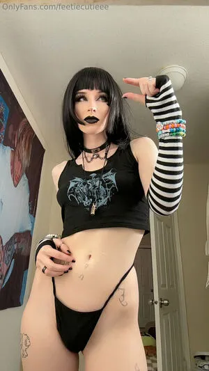 Feetiecutieee OnlyFans Leaked Free Thumbnail Picture - #3AQYQkPcZb