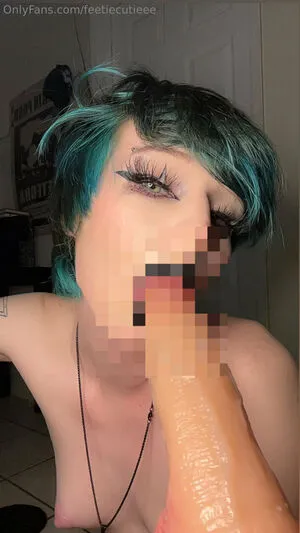 Feetiecutieee OnlyFans Leaked Free Thumbnail Picture - #FWSqpyj7q0