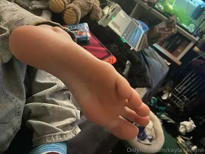 Feetiecutieee OnlyFans Leaked Free Thumbnail Picture - #GeFBPNjNbW