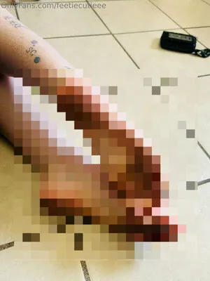 Feetiecutieee OnlyFans Leaked Free Thumbnail Picture - #RsN13LSamz