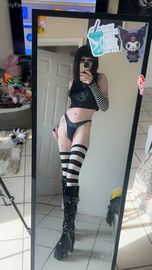 Feetiecutieee OnlyFans Leaked Free Thumbnail Picture - #Sbquk1QpmD